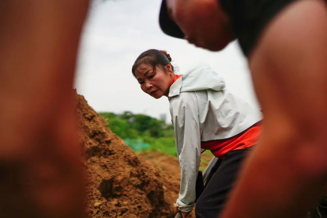 跳得了舞,抢得了险!这绝对是“乘风破浪的姐姐”!