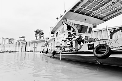 防大汛,要下绣花功夫也需久久为功 防大汛,要下绣花功夫也需久久为功