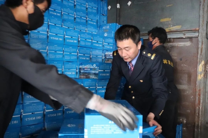 榜样|新时代·铁路榜样 为了“天路”货畅其流