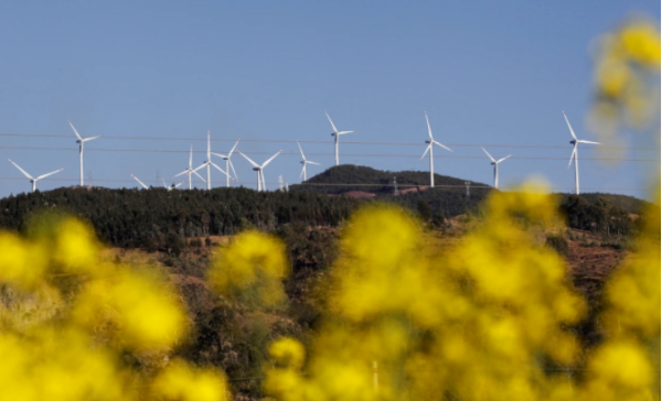 楚雄姚安风电景观。袁景辉 摄