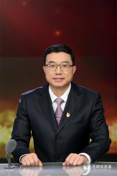 中共嵩明县委副书记、县长李进波 昆明日报 记者李海曦 摄