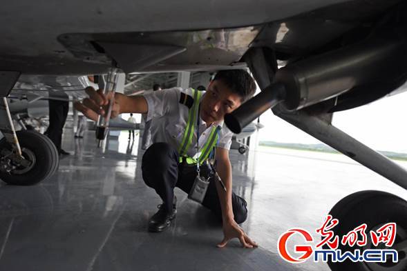 【幸福花开新边疆】内蒙古扎兰屯:大力培育新产业、新动能、新增长极 DSC_2157