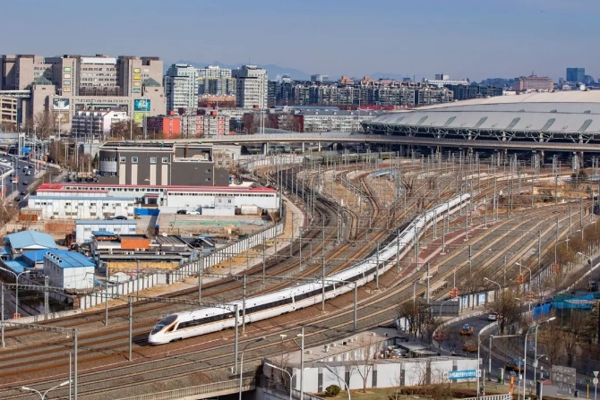 版图|世界第一的高铁版图，还在纵横延展！