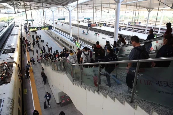 版图|世界第一的高铁版图，还在纵横延展！