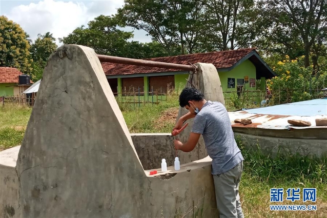 (国际·图文互动)(2)通讯:疫情下斯里兰卡留学生接受科研“云指导”