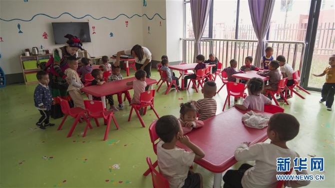 (新华全媒头条·决战决胜脱贫攻坚·督战未摘帽贫困县·图文互动)(2)苦荞花开大凉山——四川7个未摘帽县脱贫攻坚一线观察