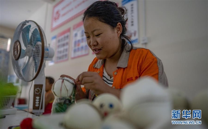 (新华全媒头条·决战决胜脱贫攻坚·督战未摘帽贫困县·图文互动)(14)脱贫的歌声——云南直过民族和人口较少民族共入新时代