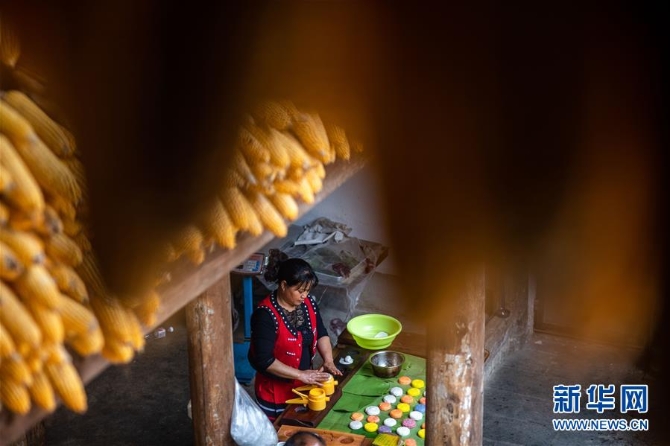 (新华全媒头条·决战决胜脱贫攻坚·督战未摘帽贫困县·图文互动)(9)脱贫的歌声——云南直过民族和人口较少民族共入新时代