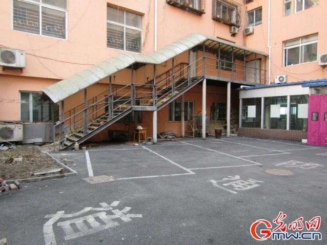 【幸福东北】从“脏乱差”小区到“最美社区”看和平新村社区的完美“蝶变”