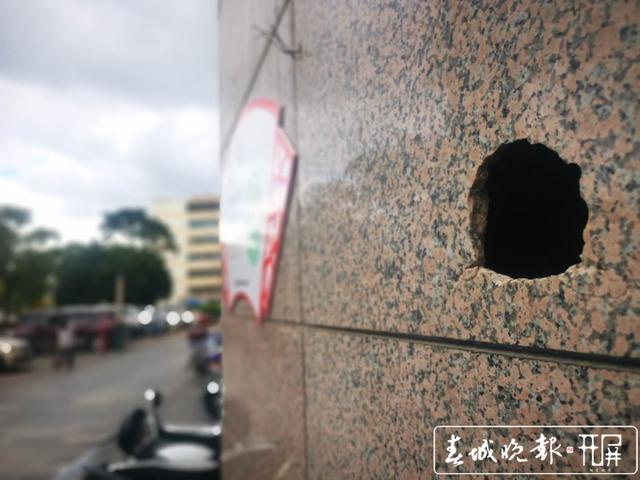 欠费9万多 上海沙龙面临停电谁来管 业委会和前期物业就管理权移交还没谈拢