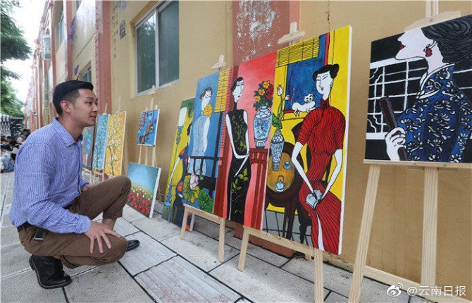 昆明蓝花楹大道“盲盒”集市 这个假日你去打卡了吗？