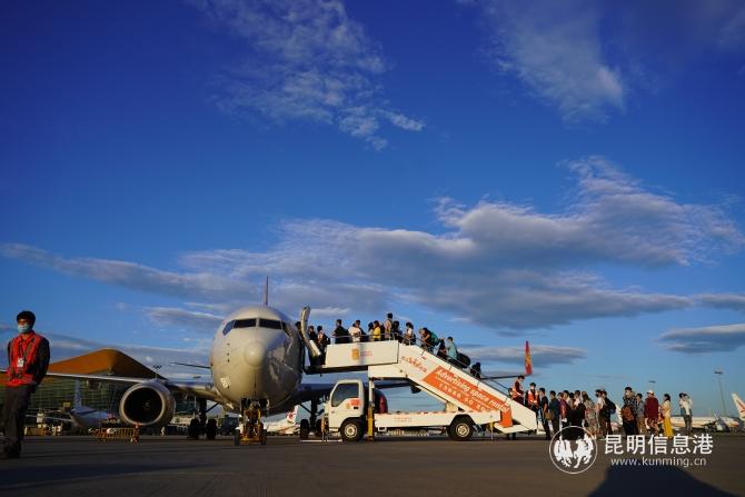 今年冬航季云南省内各机场计划新增航线43条1 今年冬航季云南省内各机场计划新增航线43条1