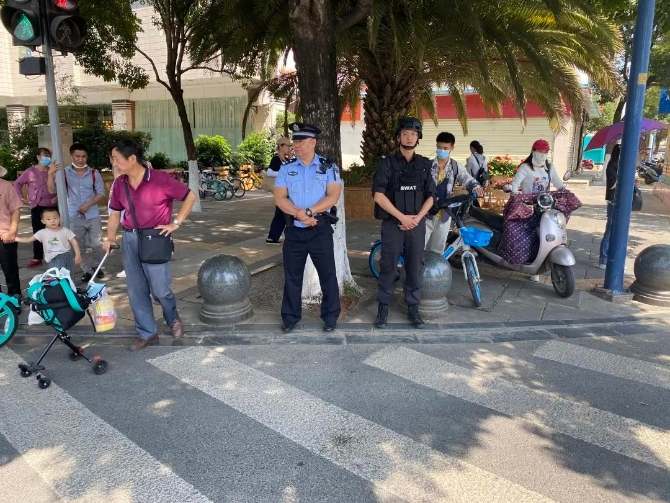 “群众的小事，就是我们的大事”