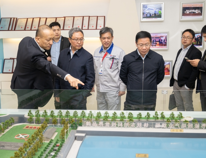 成都中光电科技