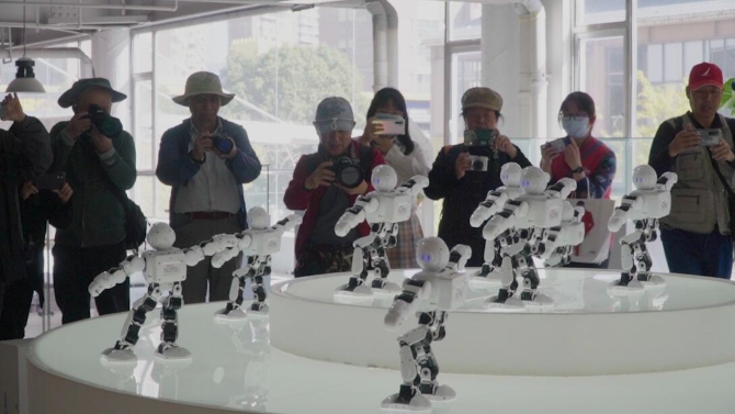 机器人舞蹈02 机器人舞蹈02