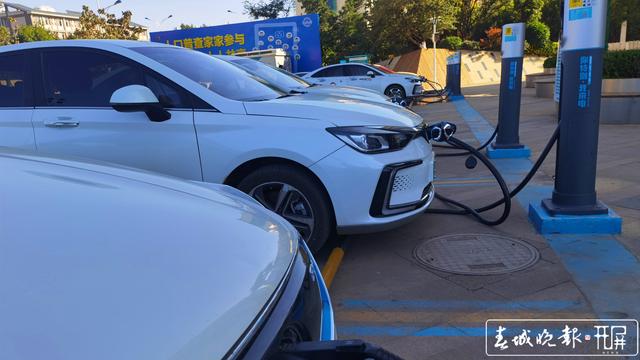 入手新能源汽车，跑在云南高速公路上你会不会焦虑5 (2)_副本.jpg