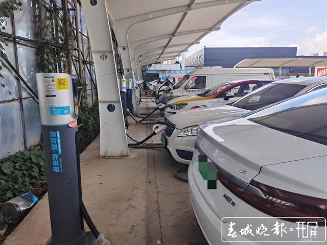 入手新能源汽车，跑在云南高速公路上你会不会焦虑3_副本.jpg