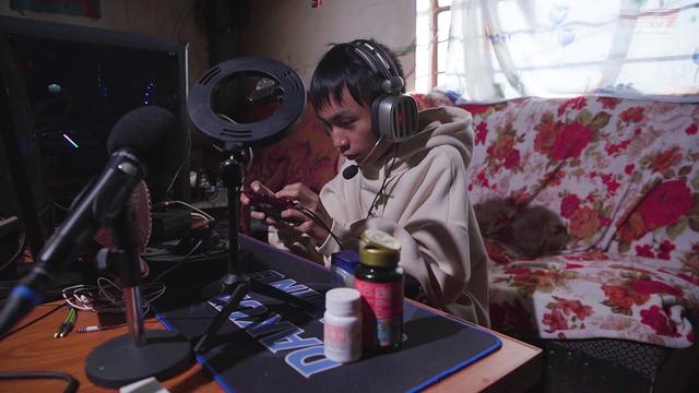 央视点赞云南00后残疾主播圆梦电竞