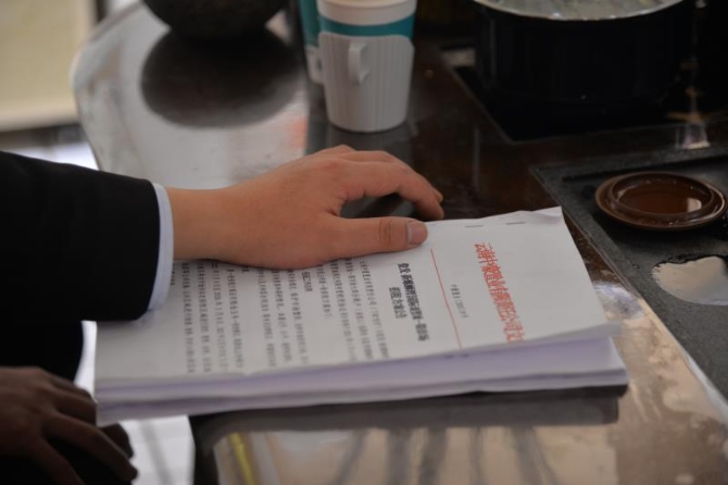 积极开展入户走访 新螺蛳湾大力做好一期市场招租宣传工作