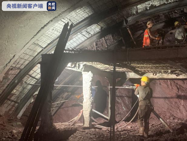 捷报!中老铁路国内段93座隧道已贯通88座