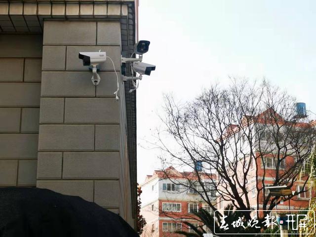 昆明一小区更换新物业，采集信息具体到家庭成员…业主担心泄露隐私 春城晚报-开屏新闻记者 张勇 摄影报2.jpg