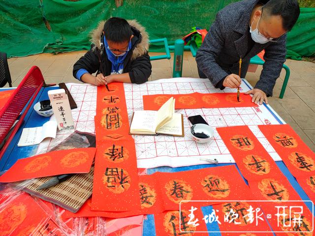 禄丰异地扶贫搬迁安置点喜气洋洋 (1).jpg