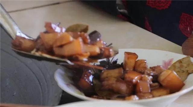 陪伴是最长情的告白！保山76岁女儿与103岁母亲的暖心故事