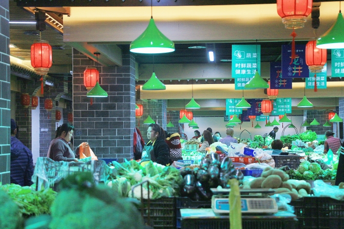 建水县：“管集市” 让市民收获满满幸福感