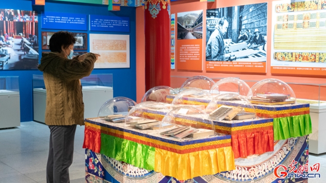 走进西藏新闻印刷历史文化专题展 感受书香雪域高原 走进西藏新闻印刷历史文化专题展 感受书香雪域高原