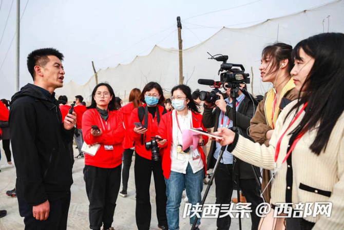 正在上传... 0be735071e8de14d1f3033d93fa5309e.png