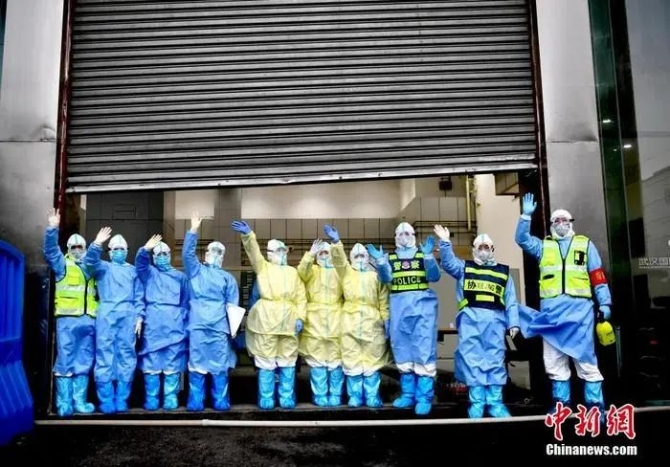 江汉方舱医院准备休舱。张畅 摄