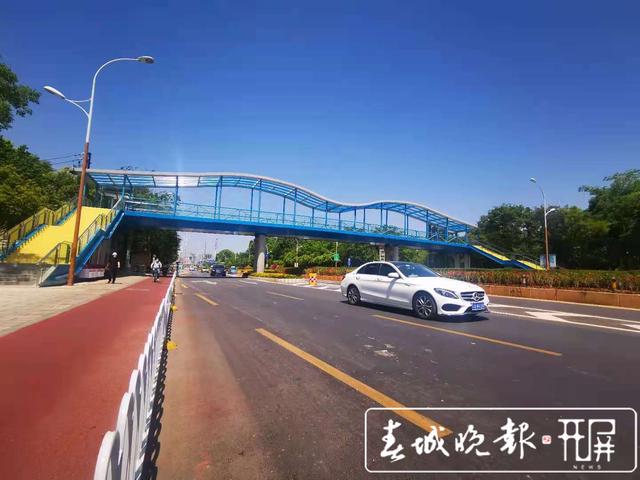 昆明这三地新建天桥咋样了？ 西福路上的已投用，过街少走1.2公里更安全……春城晚报-开屏新闻记者 张勇 摄影报道