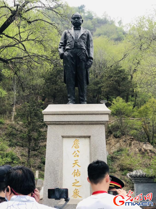 f44d3075893121f6052754