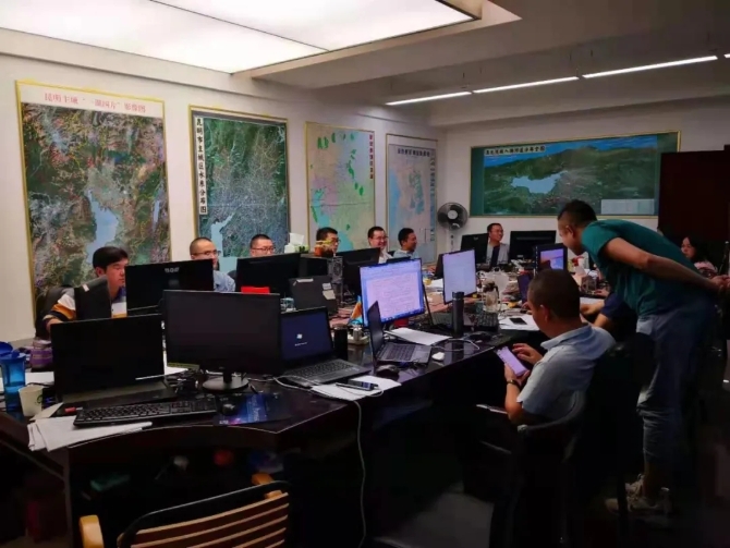 640.webp (1) 640.webp (1)