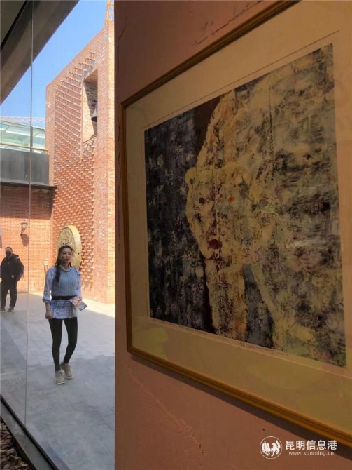 80b6fb465eb117f9d36193bc51d72f8