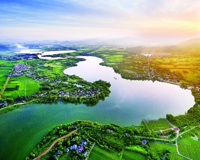 传承守护“红色根脉” 奋力打造“重要窗口” 传承守护“红色根脉” 奋力打造“重要窗口”