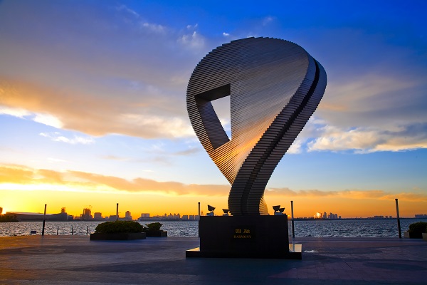 圆融雕塑 陈雨禾摄