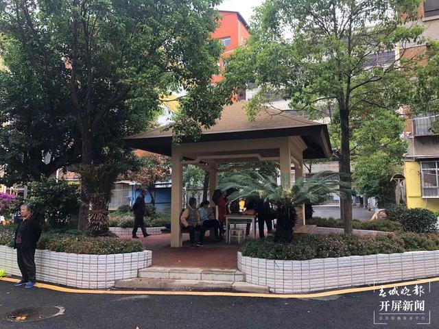 小区新建的凉亭成了居民的“心头宝” 今年官渡区将改造78个老旧小区