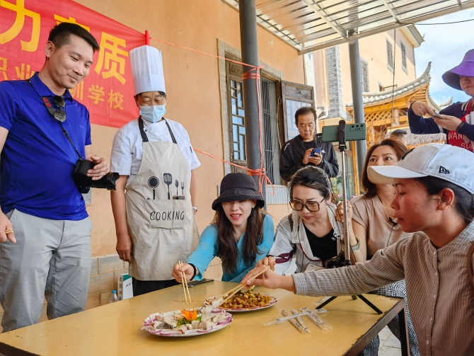 GetAttachment (6) GetAttachment (6)