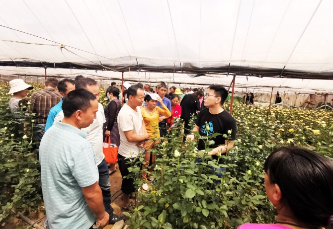 高俊平专家工作站团队成员实地授课