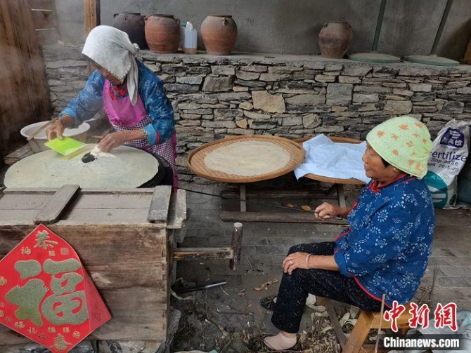 点击进入下一页