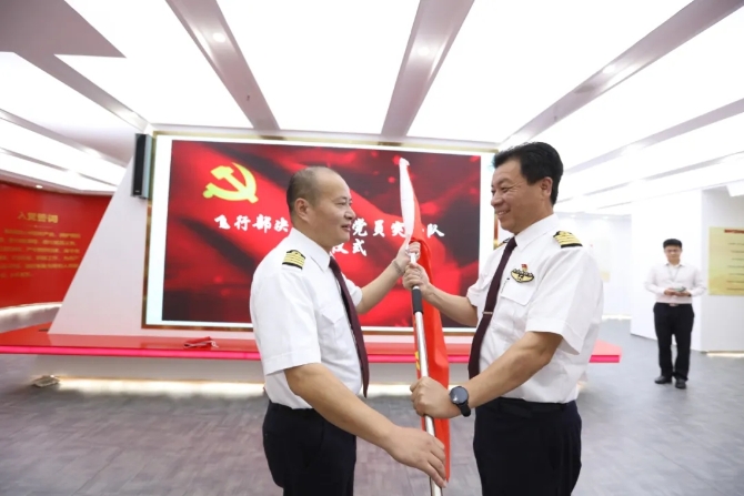 640.webp (3) 640.webp (3)