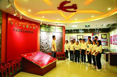 让红色文化在青年学子心中扎根 让红色文化在青年学子心中扎根