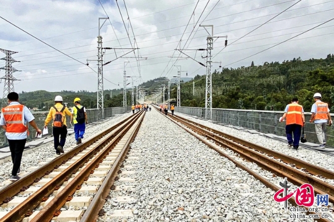 e2731bf0-0bd7-4426-b209-30d076049864 e2731bf0-0bd7-4426-b209-30d076049864