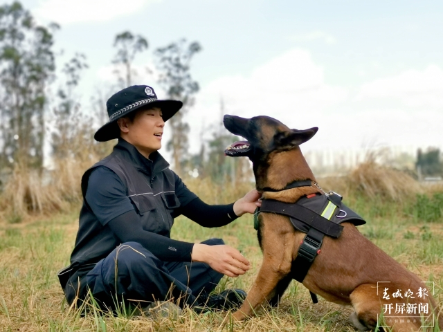 普洱边境管理支队缉毒“新兵”立新功 查获毒品1.07公斤