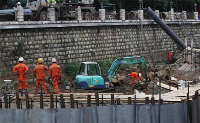 binary_middle (3).jpg code_ynrb4426471a-3e2c-4a7b-a189-5f66644d13bb.jpg