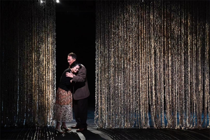 9e88cf4b-98a7-479c-8e8c-72c4e753933b