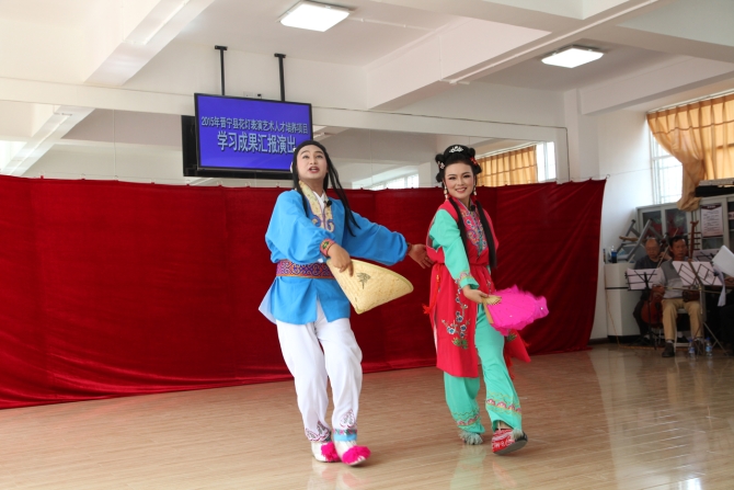 金老师和学员一起演出 金老师和学员一起演出