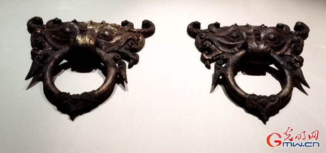 对襟款式、丝线编缀，揭秘两千多年前南越王丝缕玉衣之谜