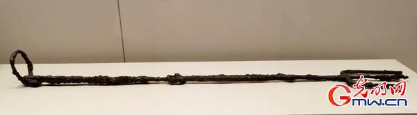 对襟款式、丝线编缀，揭秘两千多年前南越王丝缕玉衣之谜